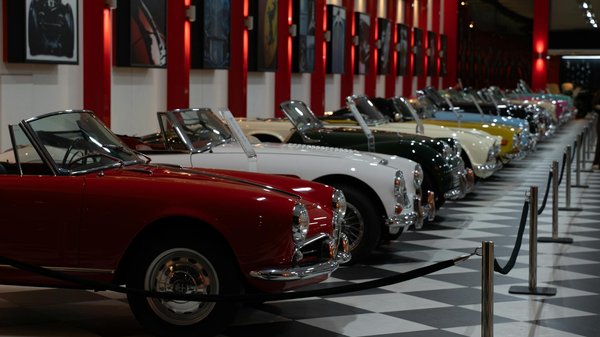 Come scegliere l'assicurazione auto più adatta alle proprie esigenze?